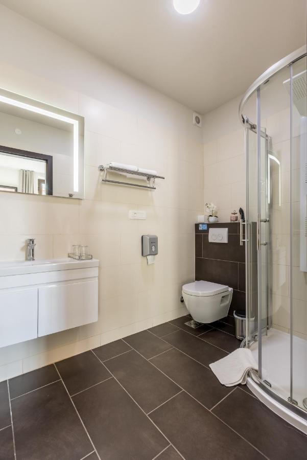 Leonis Restaurant & Rooms Split Zewnętrze zdjęcie